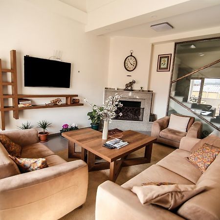Hills Hotel Тбилиси Екстериор снимка