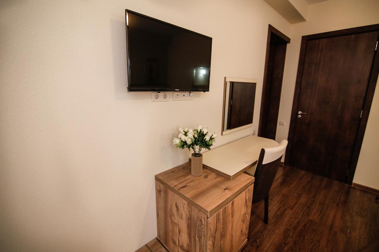 Hills Hotel Тбилиси Екстериор снимка