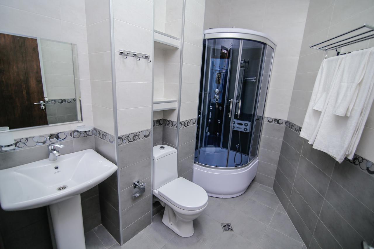 Hills Hotel Тбилиси Екстериор снимка